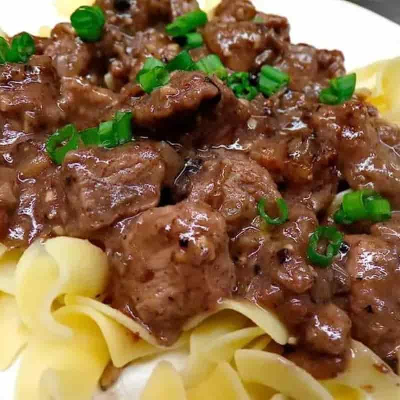 Pioneer Woman Beef Tips and Noodles