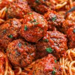 Pioneer Woman Spaghetti and Meatballs Recipe