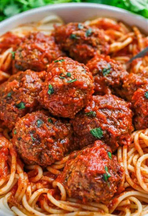 Pioneer Woman Spaghetti and Meatballs Recipe