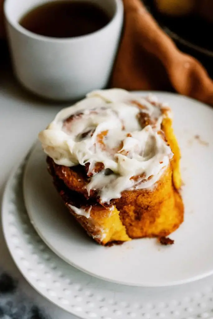 Pioneer Woman Pumpkin Cinnamon Roll