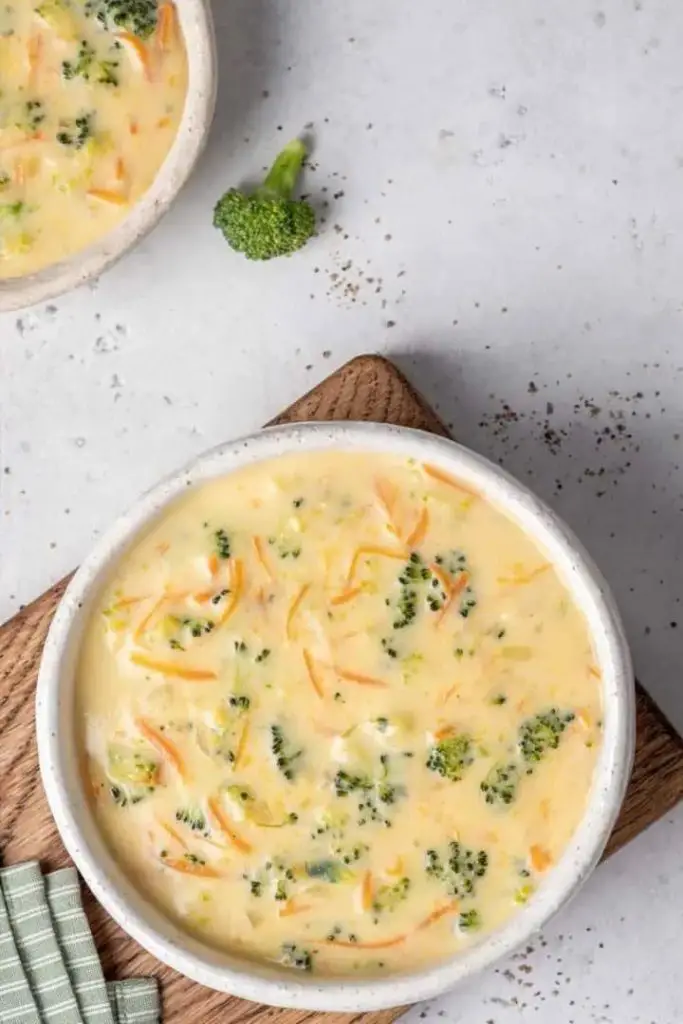 Pioneer Woman Slow Cooker Broccoli Cheese Soup